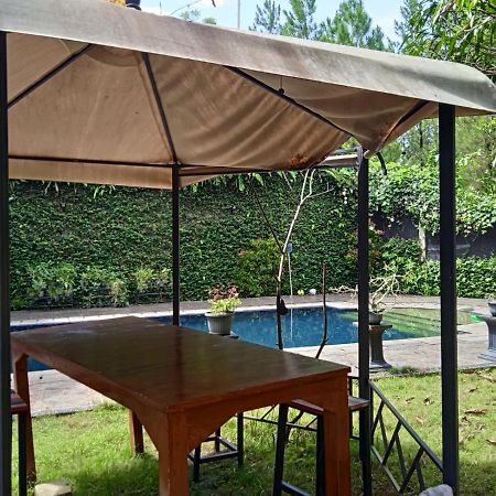 Villa Gathering Yuni Syahla Citaringgul Buitenkant foto