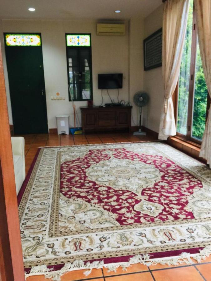 Villa Gathering Yuni Syahla Citaringgul Buitenkant foto